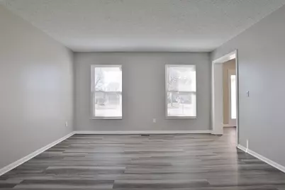 1352 River Trail Drive, Grove City, OH 43123 - Photo 10