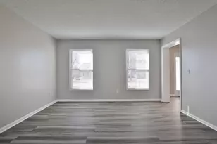 1352 River Trail Dr, Grove City, OH 43123 - Photo 10