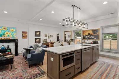 792 Highland Street, Columbus, OH 43215 - Photo 6