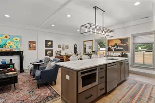 792 Highland St, Columbus, OH 43215 - Photo 6