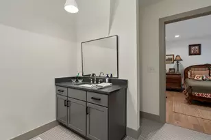 792 Highland St, Columbus, OH 43215 - Photo 34