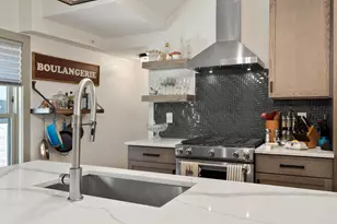 792 Highland St, Columbus, OH 43215 - Photo 12