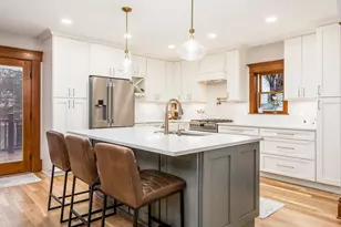 414 E College St, Granville, OH 43023 - Photo 2