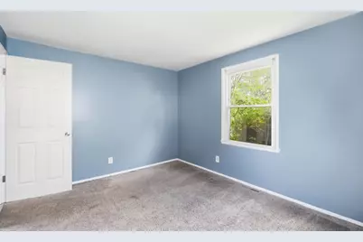 2192 Genessee Avenue, Columbus, OH 43211 - Photo 16