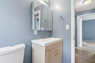 2192 Genessee Ave, Columbus, OH 43211 - Photo 18