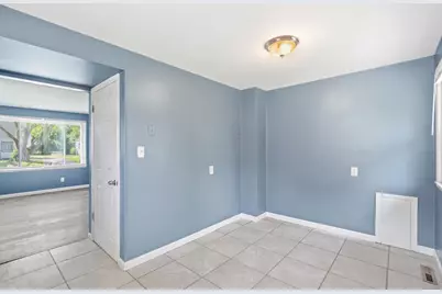 2192 Genessee Avenue, Columbus, OH 43211 - Photo 12
