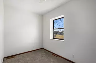 2291 E Howard Rd, Obetz, OH 43207 - Photo 12