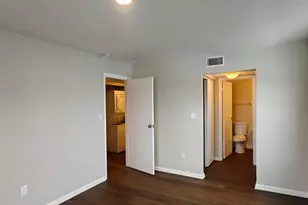 1540 Slade Ave, Columbus, OH 43235 - Photo 10