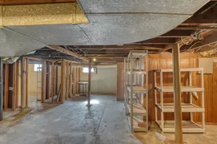 908 N 8th St, Cambridge, OH 43725 - Photo 26