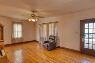 908 N 8th St, Cambridge, OH 43725 - Photo 14