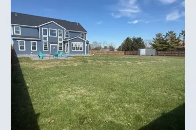 1045 Damon Drive, Washington Court House, OH 43160 - Photo 8