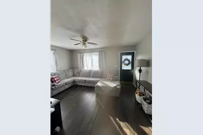 1096 Sevall Street, Zanesville, OH 43701 - Photo 2