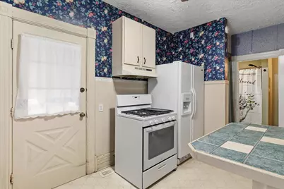 219 W Carrol Street, Kenton, OH 43326 - Photo 18
