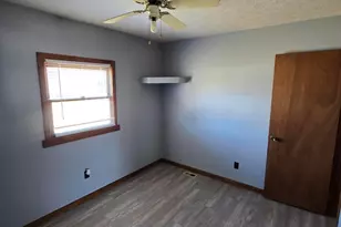 1044 Kelly Dr, Hebron, OH 43025 - Photo 12