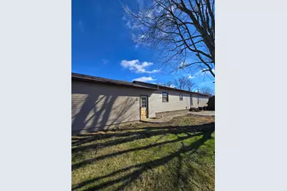 1044 Kelly Drive, Hebron, OH 43025 - Photo 6