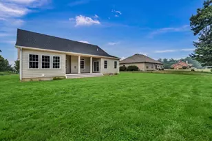 1493 Marion Country Club Dr, Marion, OH 43302 - Photo 4