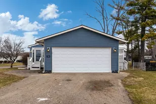 586 Mowrer Rd, Circleville, OH 43113 - Photo 2