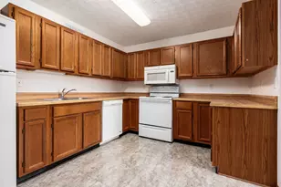 5885 Beechcroft Rd, Columbus, OH 43229 - Photo 10