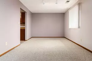 5885 Beechcroft Rd, Columbus, OH 43229 - Photo 24