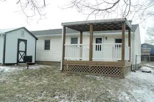 1015 Leesburg Ave, Washington Court House, OH 43160 - Photo 2