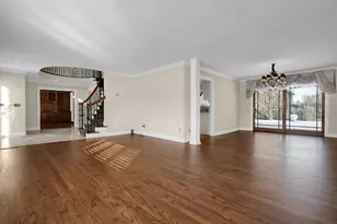 2626 Chartwell Rd, Columbus, OH 43220 - Photo 12