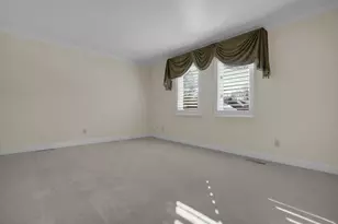 2626 Chartwell Rd, Columbus, OH 43220 - Photo 24