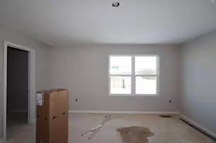 358 Oakmont Dr, Commercial Point, OH 43116 - Photo 6