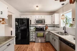 3691 Cannongate Dr, Columbus, OH 43228 - Photo 14