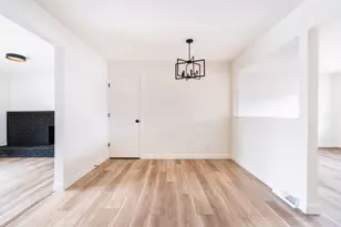 3689 Beacontree Dr, Columbus, OH 43224 - Photo 8