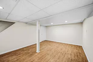 925 Kinnear Rd, Columbus, OH 43212 - Photo 24