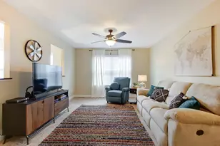 8661 Crooked Maple Dr, Blacklick, OH 43004 - Photo 6