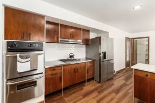 2731 Sonata Dr, Columbus, OH 43209 - Photo 12