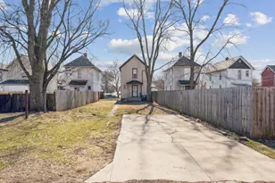 274 E Barthman Ave, Columbus, OH 43207 - Photo 6