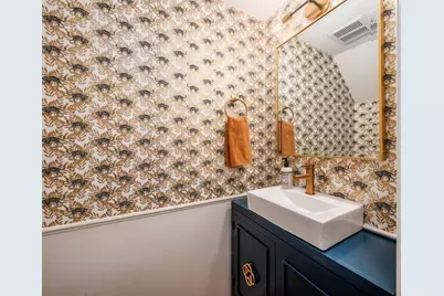 2824 Chateau Circle S #86, Columbus, OH 43221 - Photo 16