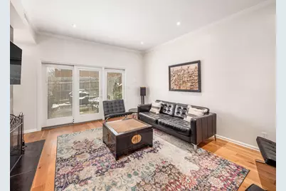 2824 Chateau Circle S #86, Columbus, OH 43221 - Photo 18