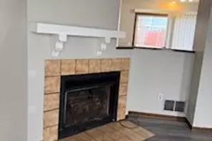 994 Annagladys Dr, Columbus, OH 43085 - Photo 2