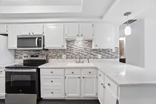 303 Pointe Pl, Westerville, OH 43082 - Photo 8