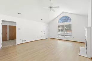 6802 Ridge Rock Dr, New Albany, OH 43054 - Photo 4