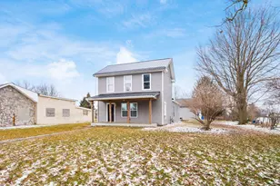 24 Main St, Bloomingburg, OH 43106 - Photo 4