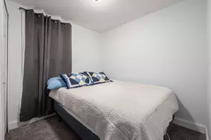 24 Main St, Bloomingburg, OH 43106 - Photo 16