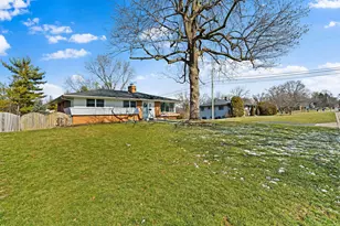 2668 Edgevale Rd, Upper Arlington, OH 43221 - Photo 2