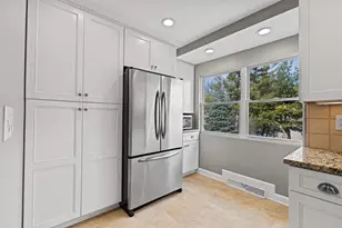 2668 Edgevale Rd, Upper Arlington, OH 43221 - Photo 20