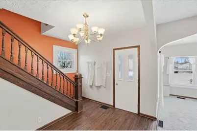 121 W Lincoln Avenue, Bellefontaine, OH 43311 - Photo 12