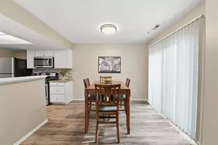 6617 Heatherstone Cir, Dublin, OH 43017 - Photo 10