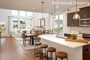 2036 Mirtillo Dr, Hilliard, OH 43026 - Photo 4