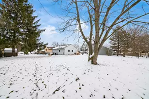 613 Mistletoe St, Columbus, OH 43230 - Photo 32