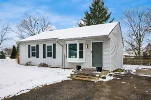 613 Mistletoe St, Columbus, OH 43230 - Photo 2