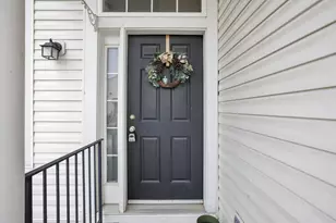 8277 Deering Oaks Dr, Blacklick, OH 43004 - Photo 2