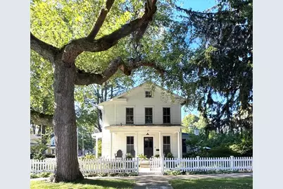 235 E Elm Street, Granville, OH 43023 - Photo 1