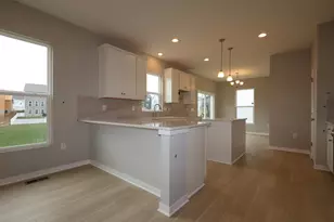 4570 Burgstaller Ct, Grove City, OH 43123 - Photo 2